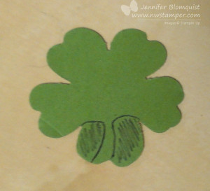 how to make a shamrock from flower punch