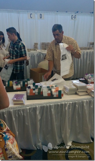 Rich Jutkins convention bag stuffing Rich Jutkins convention bag stuffing